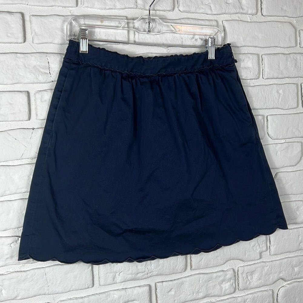 Vineyard Vines navy blue scalloped skirt size 6 - Picture 4 of 11